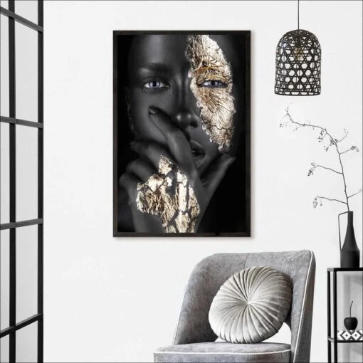 Ingelijste Poster Gouden Hand 93x63 Cm Goudkleurig -Lifestyle-Productwinkel 1000095064 0101